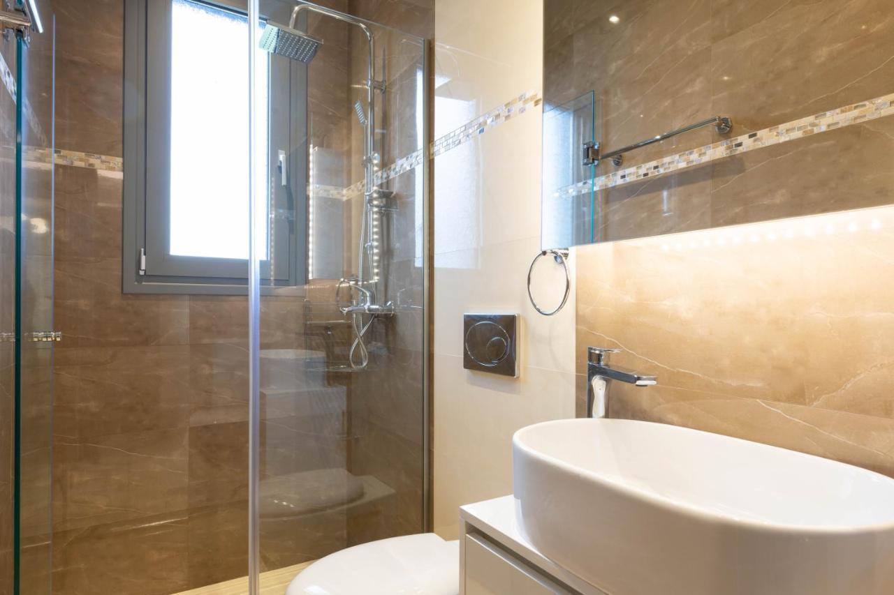 Tsatos Luxury Residence Kremastí Buitenkant foto