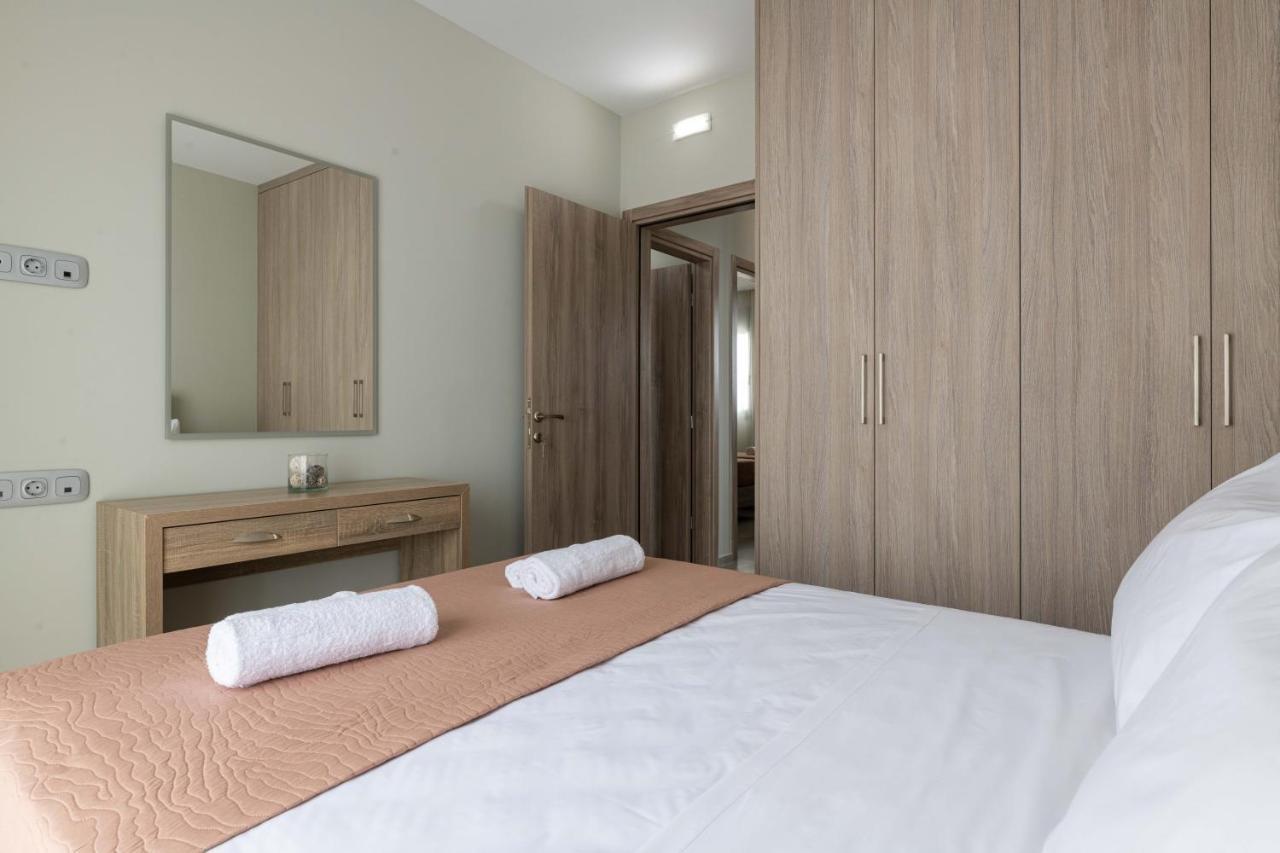 Tsatos Luxury Residence Kremastí Buitenkant foto